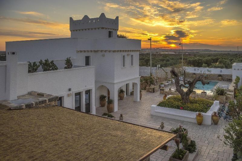 Masseria Le Mandorle Удженто Екстериор снимка